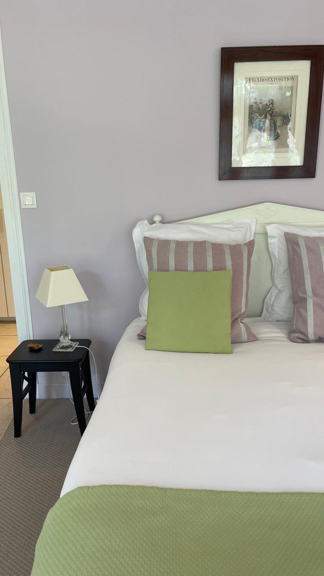 Chambres D'Hotes Du Bas Manoir Bretteville-sur-Odon Luaran gambar